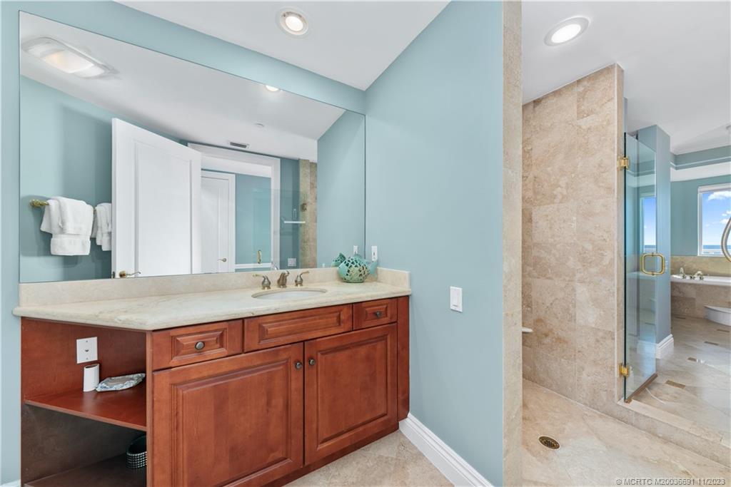 10072 S Ocean Drive 6North