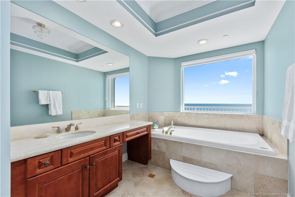 10072 S Ocean Drive 6North