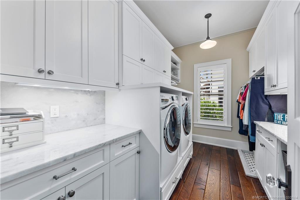 1441 SE Riverside Drive