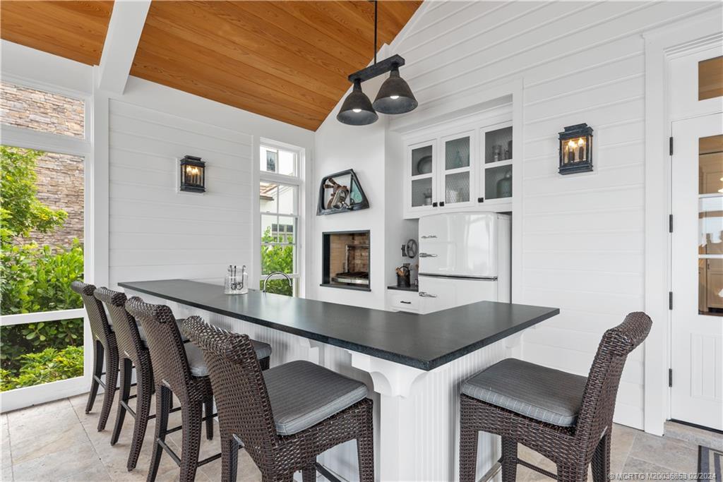 1441 SE Riverside Drive