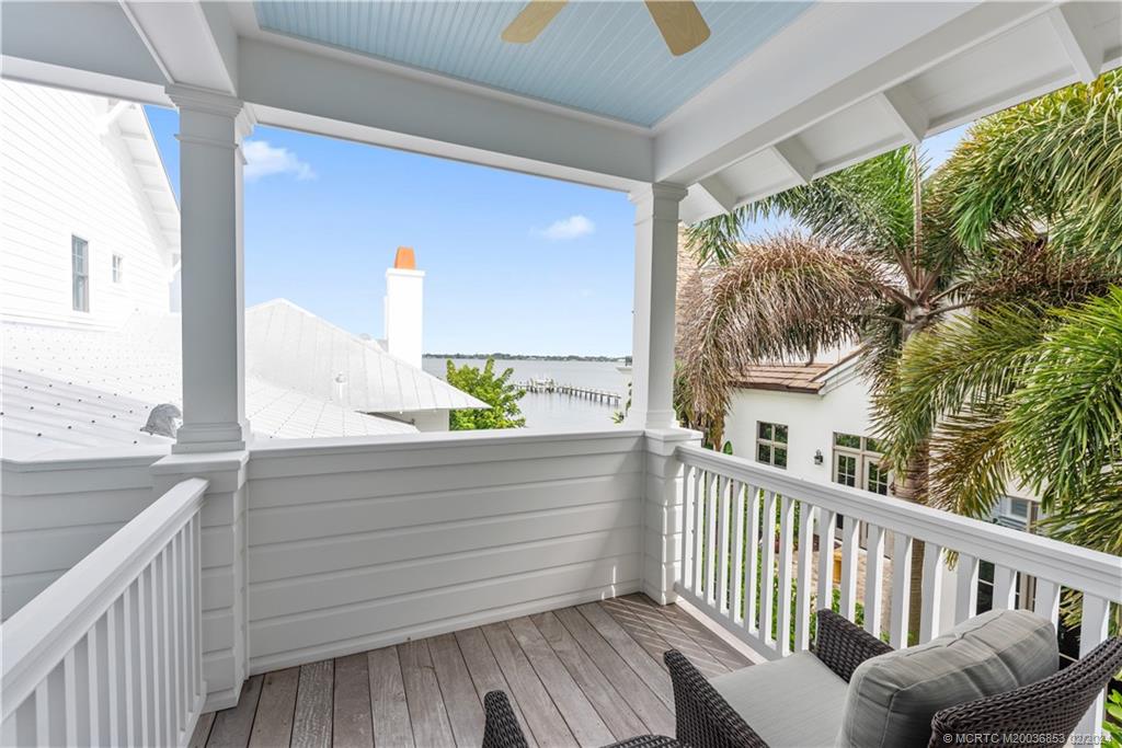 1441 SE Riverside Drive