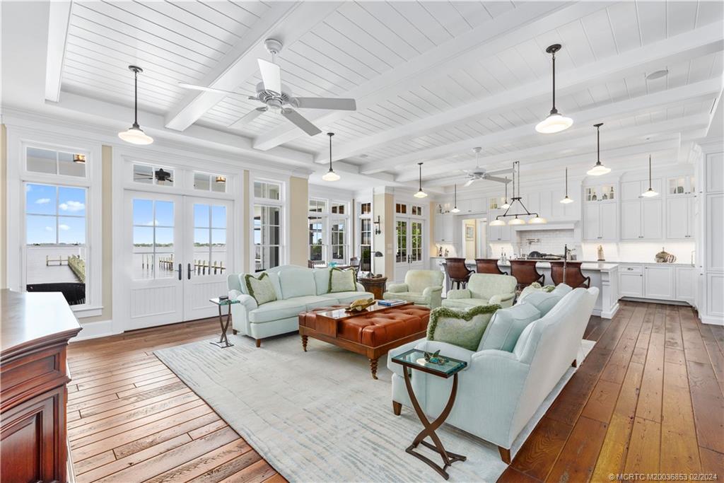 1441 SE Riverside Drive