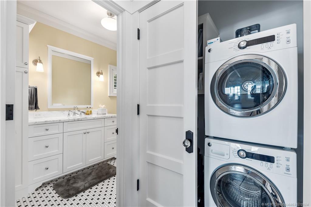 1441 SE Riverside Drive