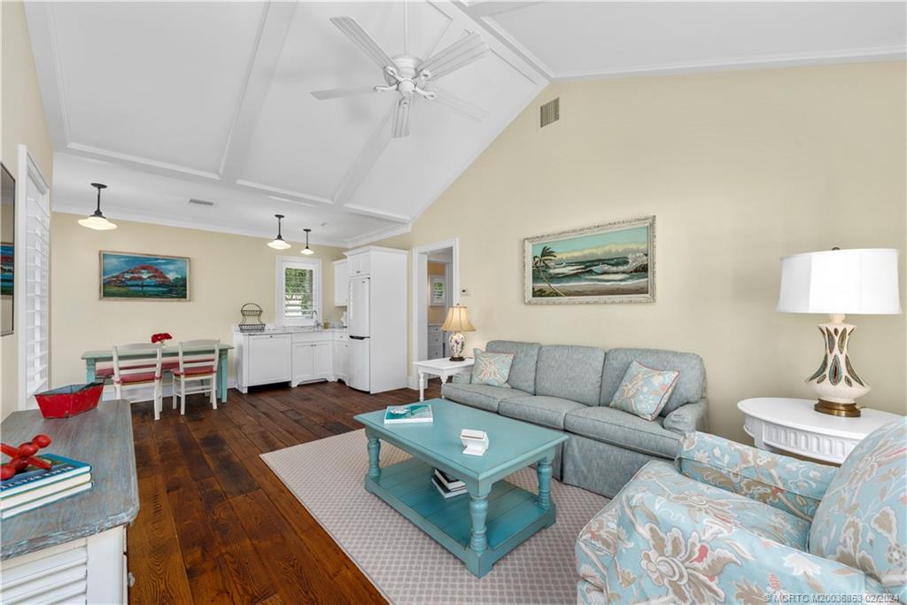 1441 SE Riverside Drive