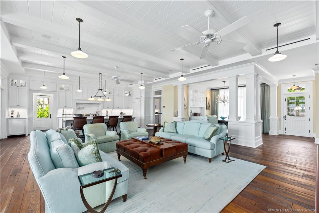 1441 SE Riverside Drive