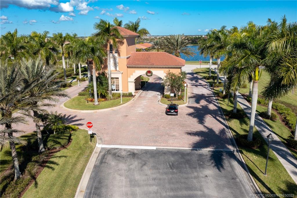 11141 SW Birch Tree Circle