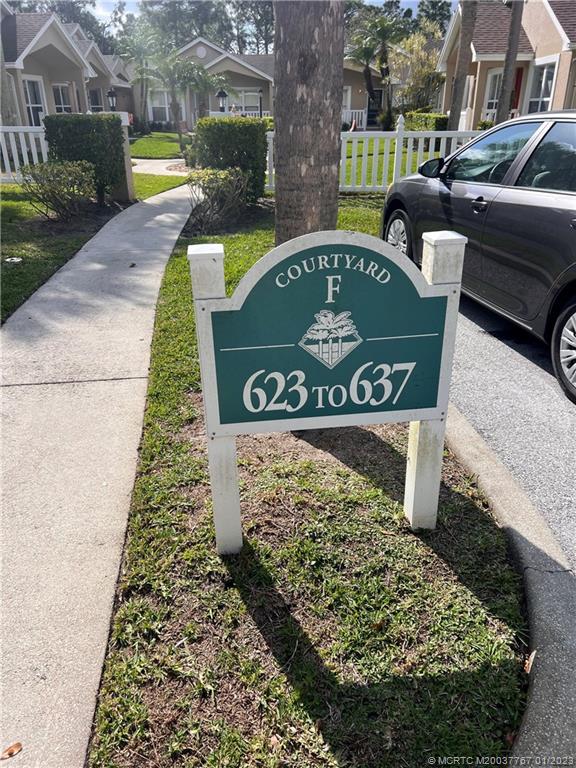 631 NW San Remo Circle