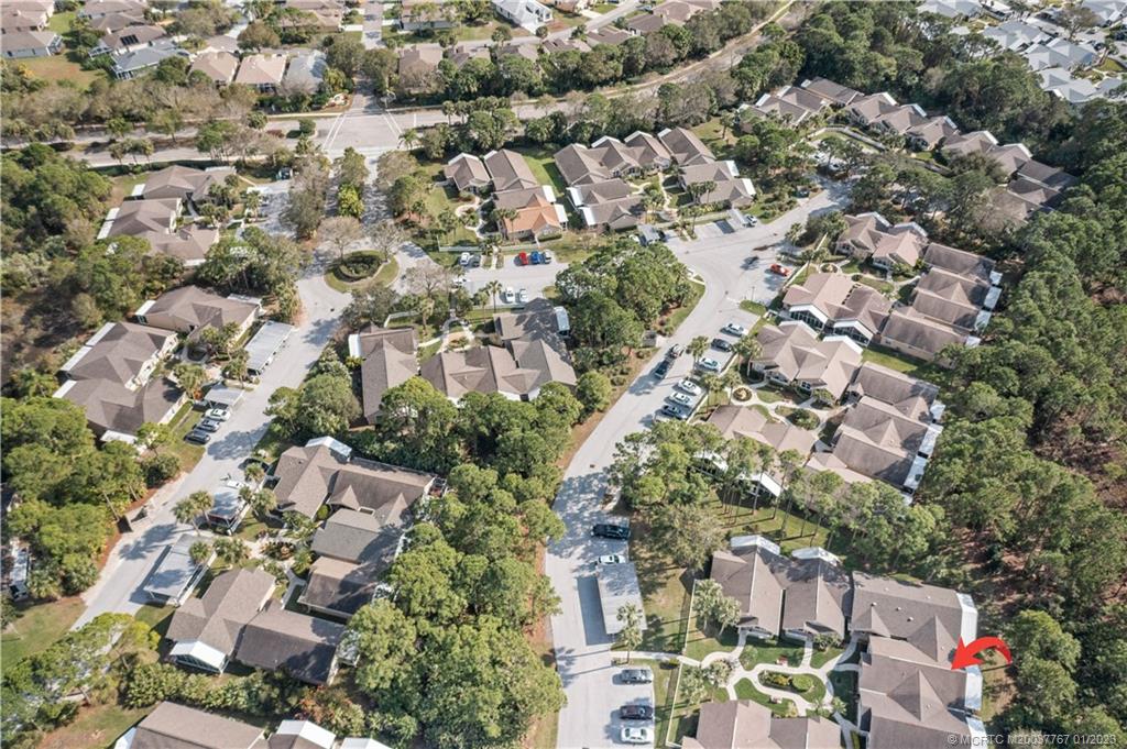 631 NW San Remo Circle