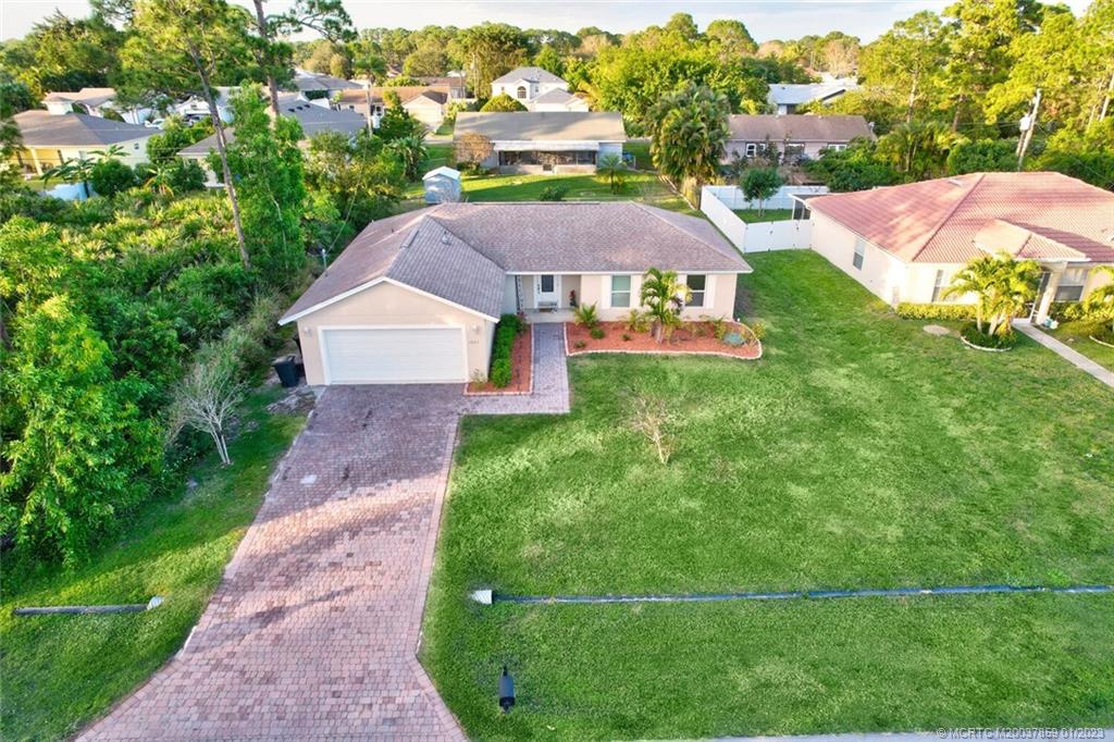 1037 SW Mantilla Avenue