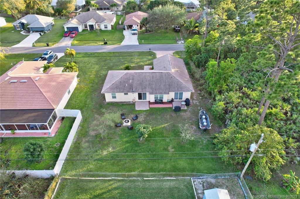 1037 SW Mantilla Avenue