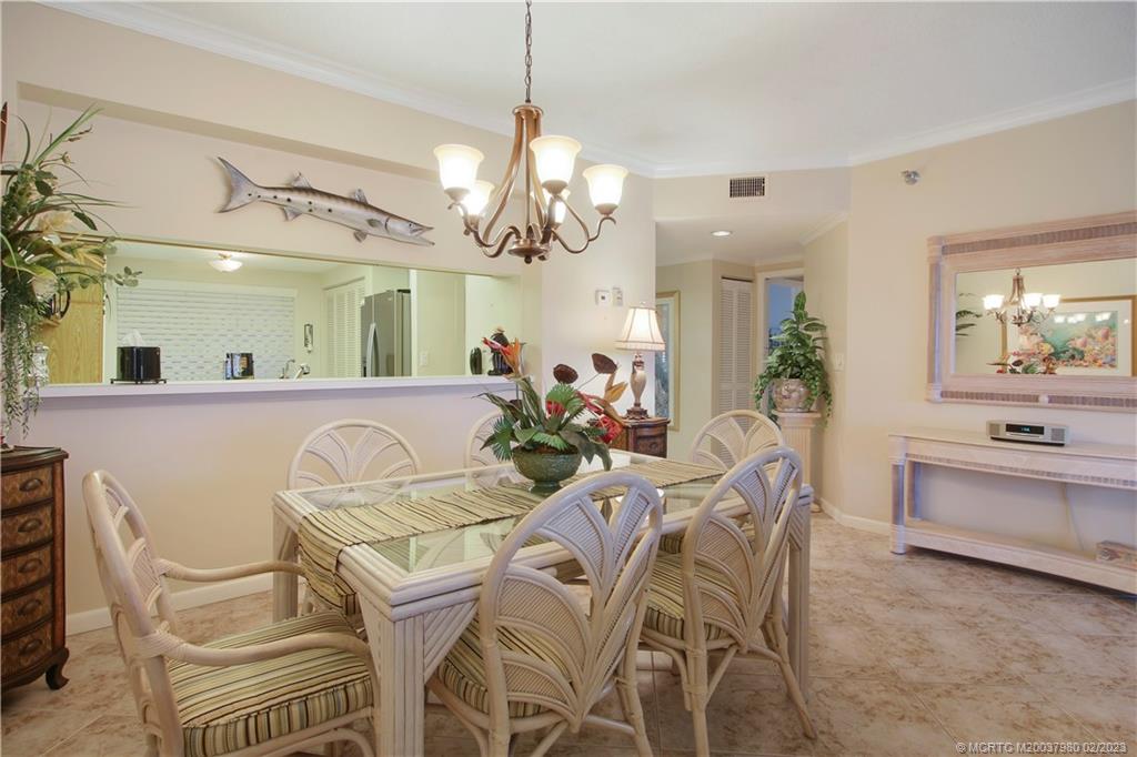 185 NE Edgewater Drive 5104