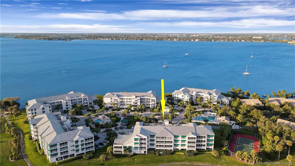 185 NE Edgewater Drive 5104