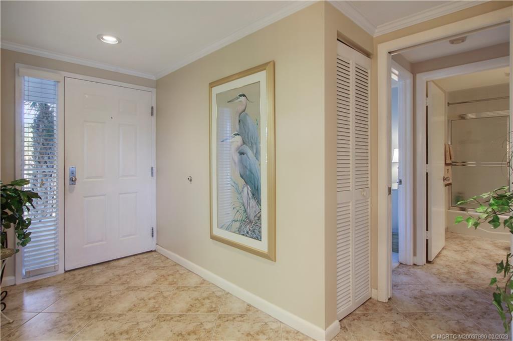 185 NE Edgewater Drive 5104