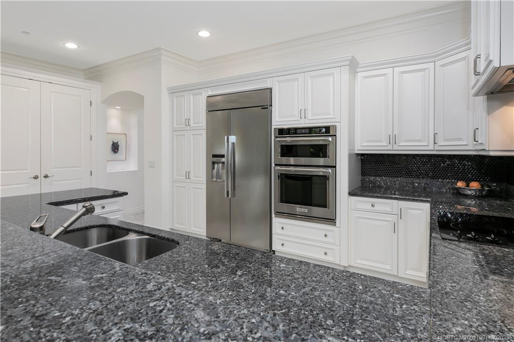 944 SE Willoughby Trace 944