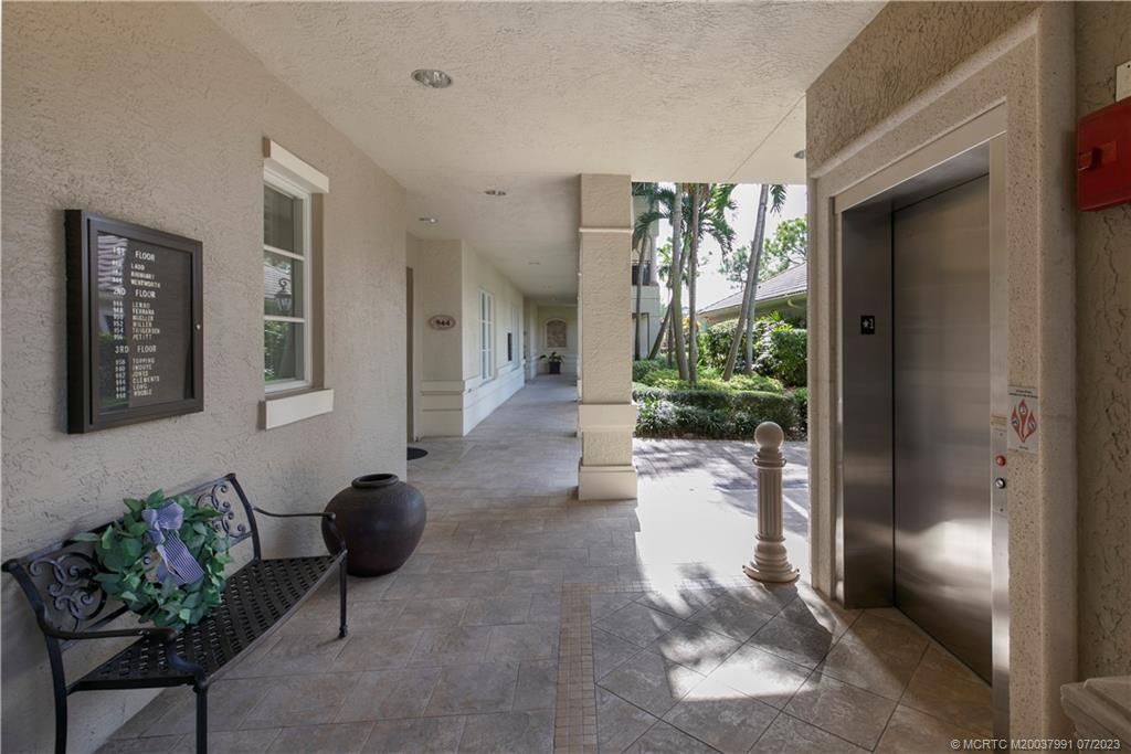 944 SE Willoughby Trace 944