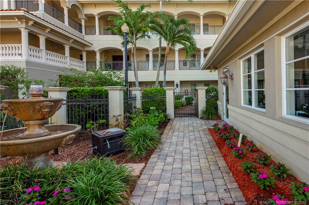 944 SE Willoughby Trace 944