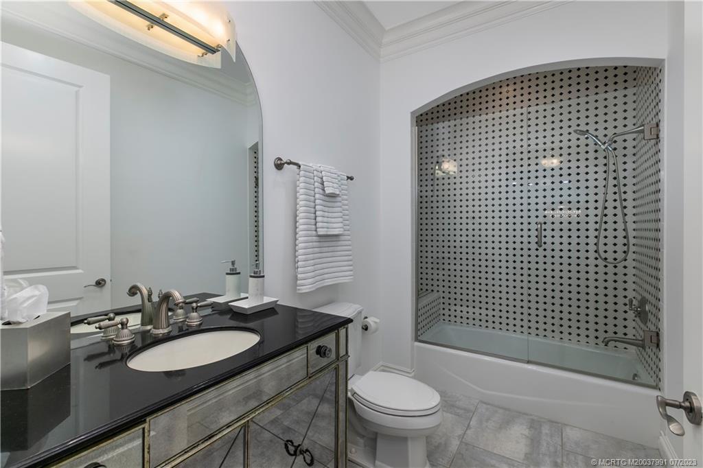 944 SE Willoughby Trace 944