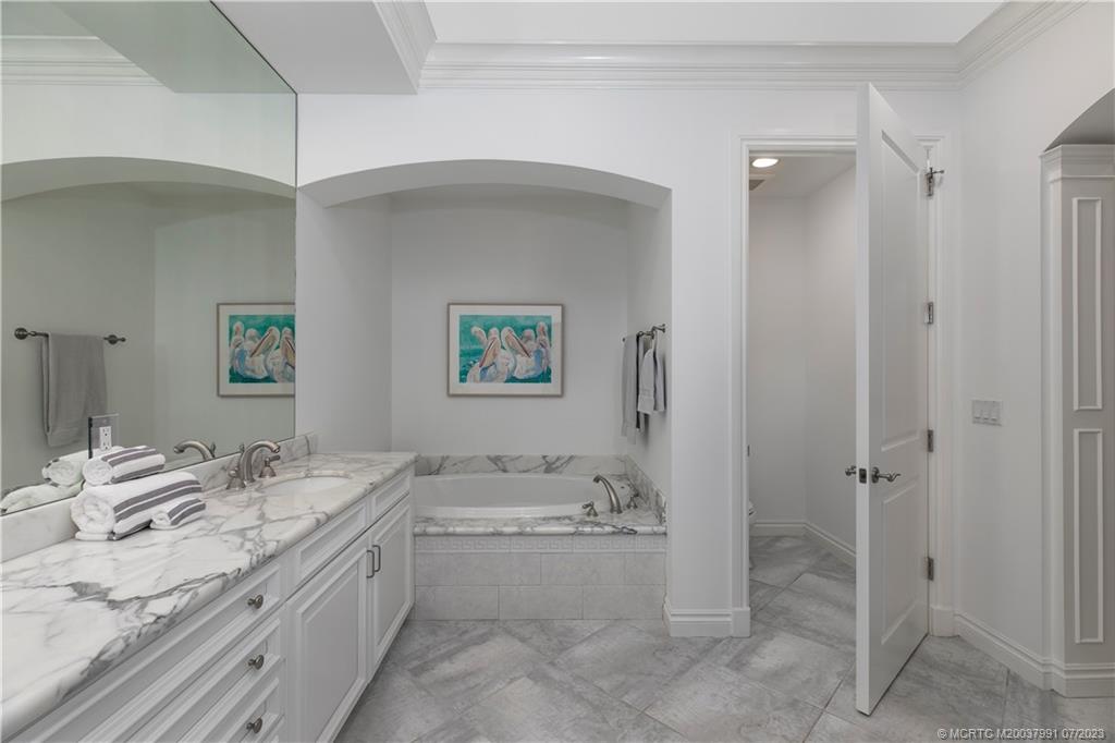 944 SE Willoughby Trace 944