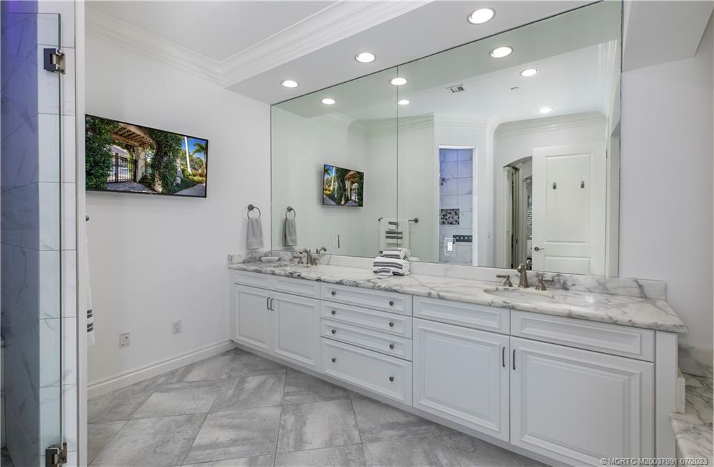 944 SE Willoughby Trace 944