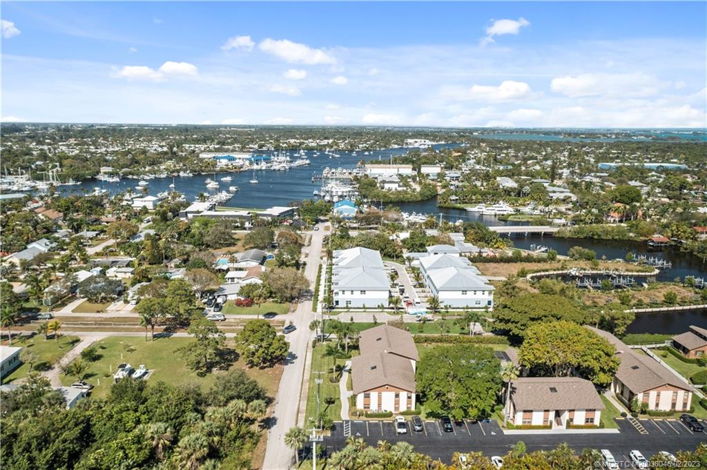 4885 SE Capstan Avenue E-27