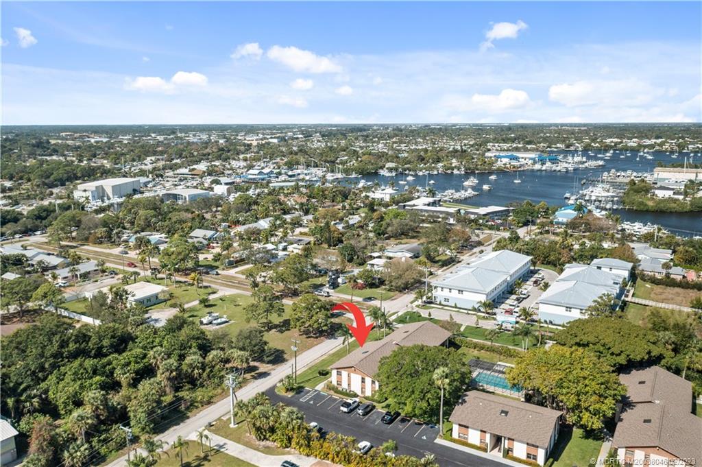 4885 SE Capstan Avenue E-27