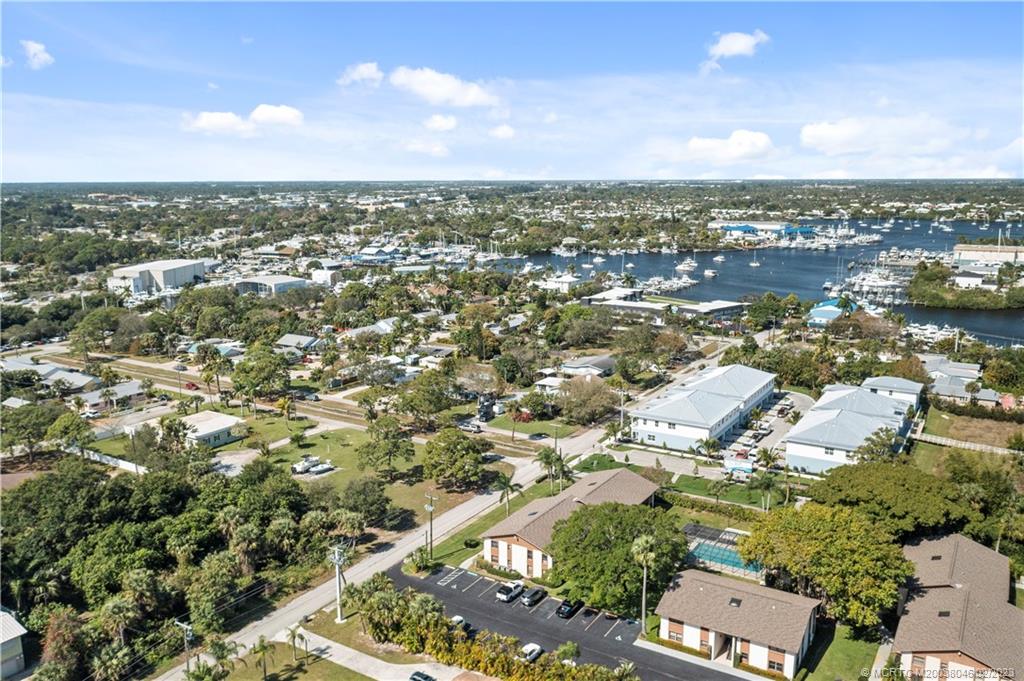 4885 SE Capstan Avenue E-27