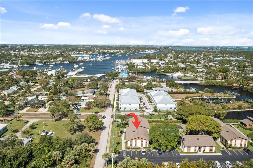 4885 SE Capstan Avenue E-27