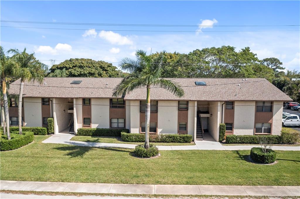 4885 SE Capstan Avenue E-27