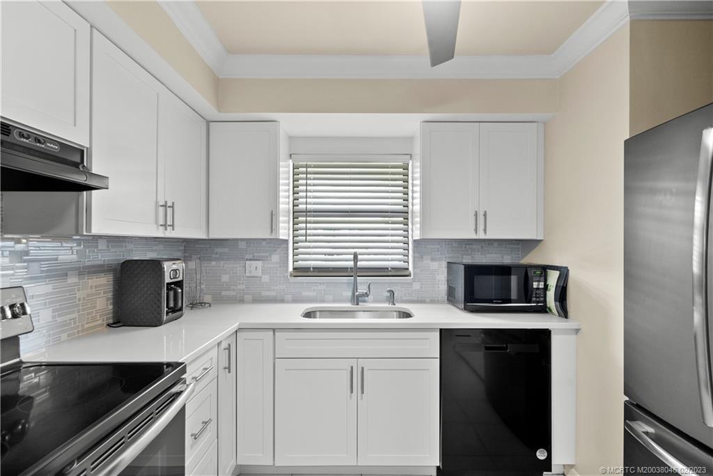 4885 SE Capstan Avenue E-27