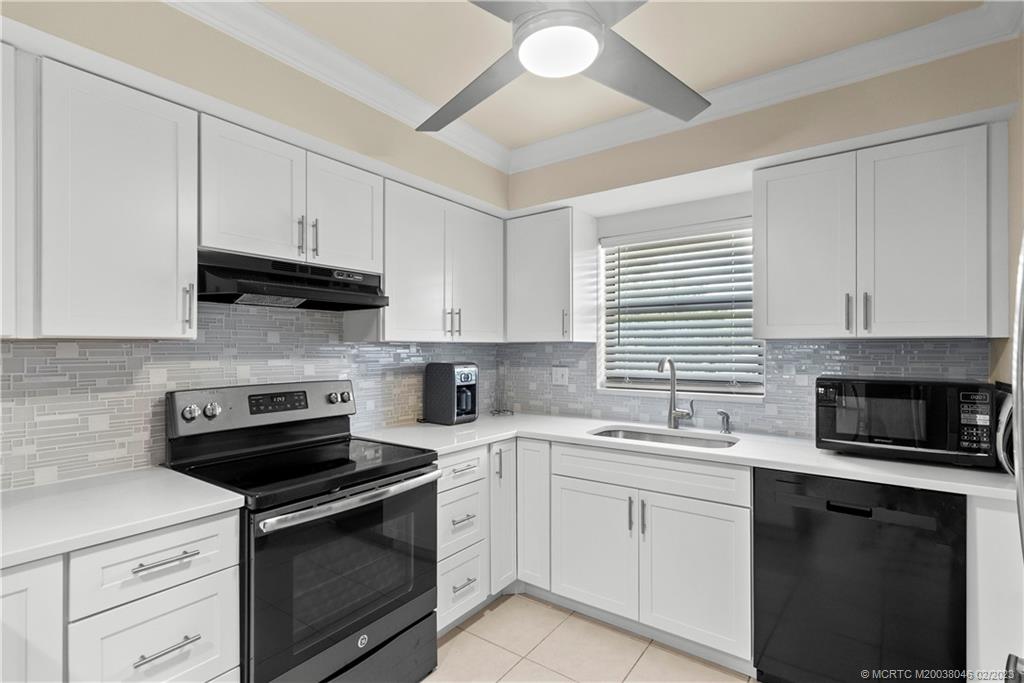 4885 SE Capstan Avenue E-27