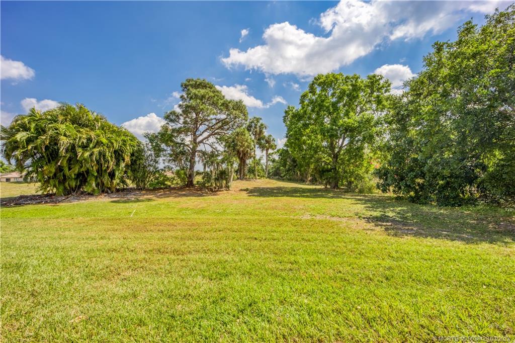 2882 SW Westlake Circle