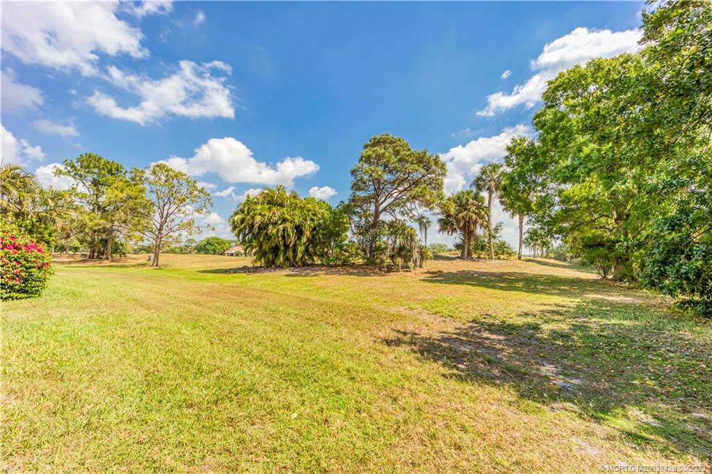 2882 SW Westlake Circle