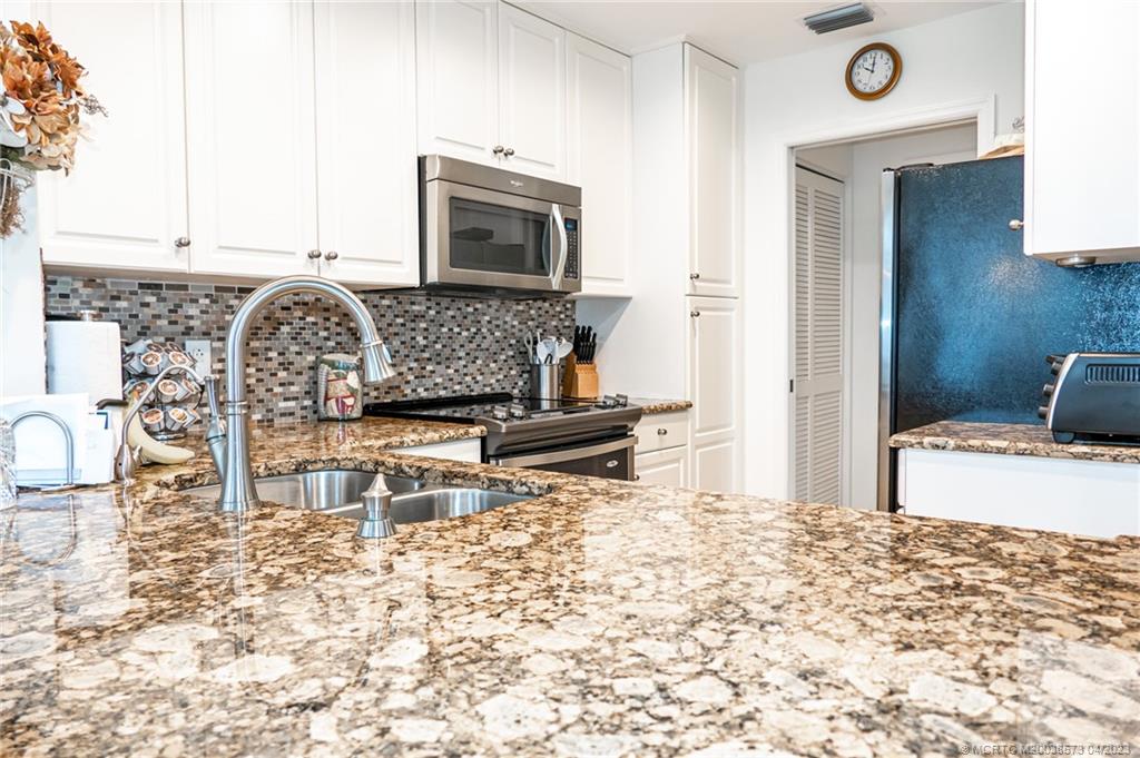 500 NE Tradewind Lane 413