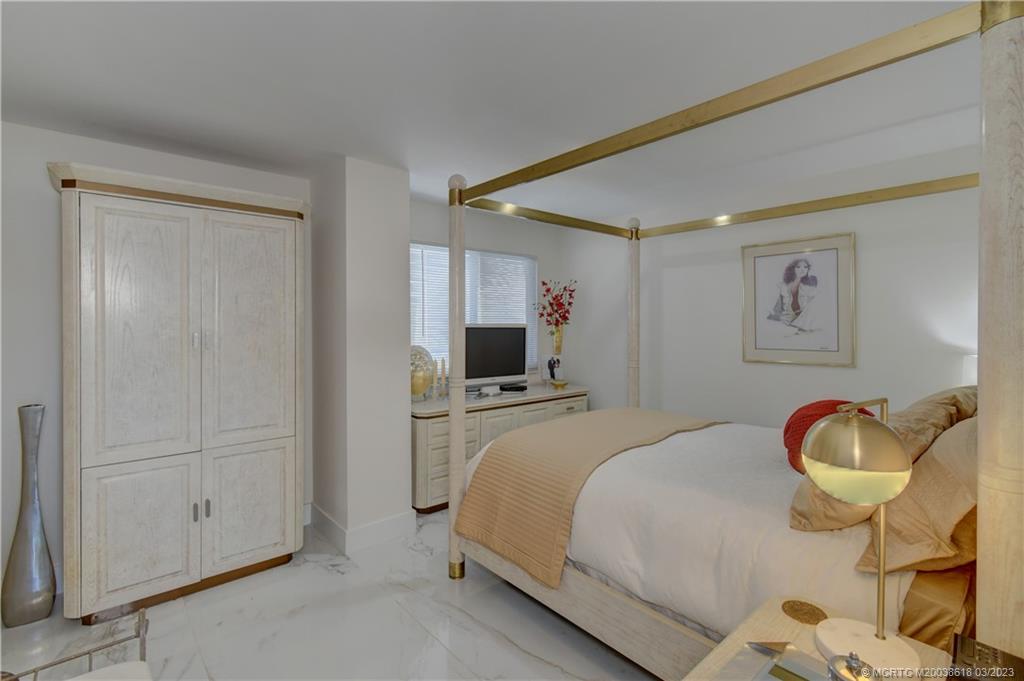 10410 S Ocean Drive 201