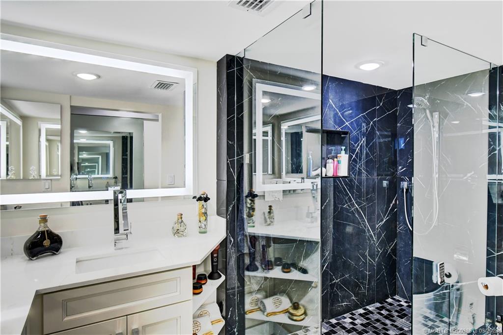 10410 S Ocean Drive 201