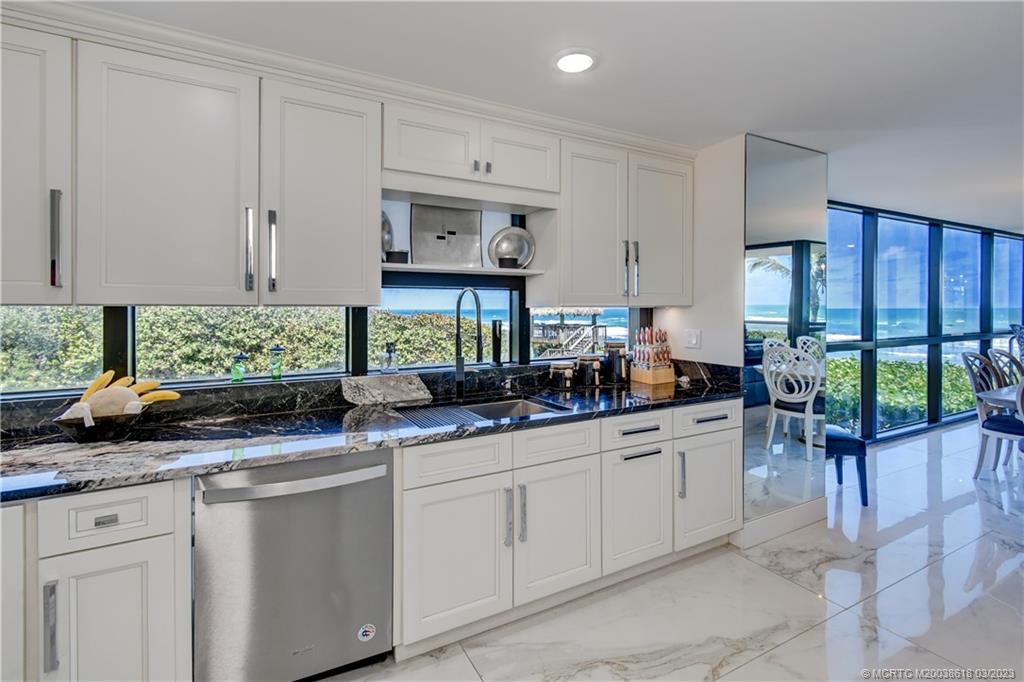 10410 S Ocean Drive 201