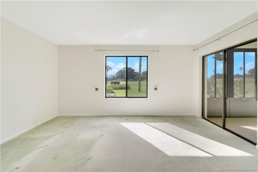 5335 SE Miles Grant Road H102