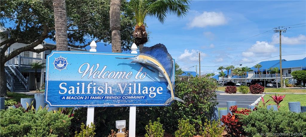 1585 NE Beacon Drive 1103