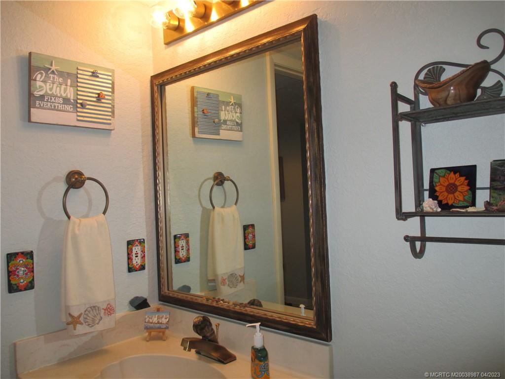 1585 NE Beacon Drive 1103