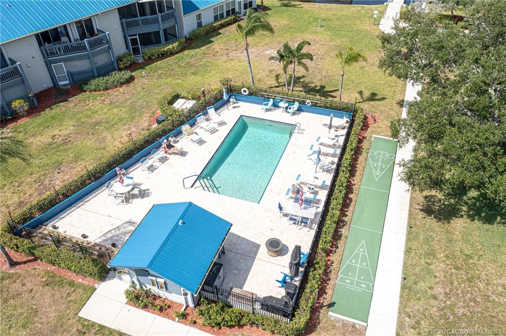 1585 NE Beacon Drive 1103