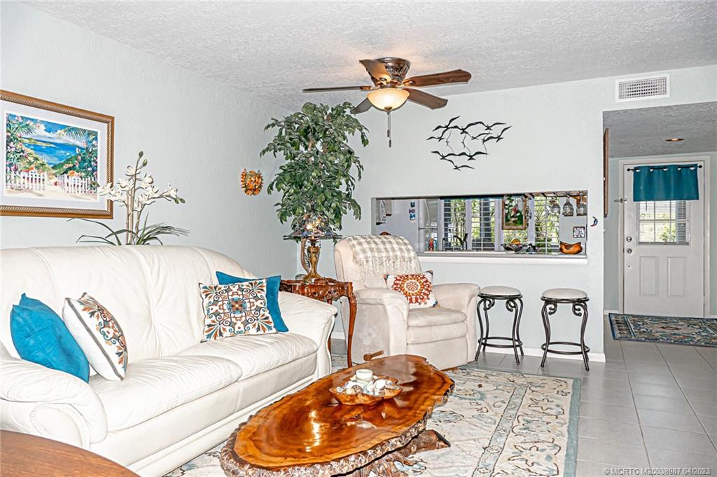 1585 NE Beacon Drive 1103