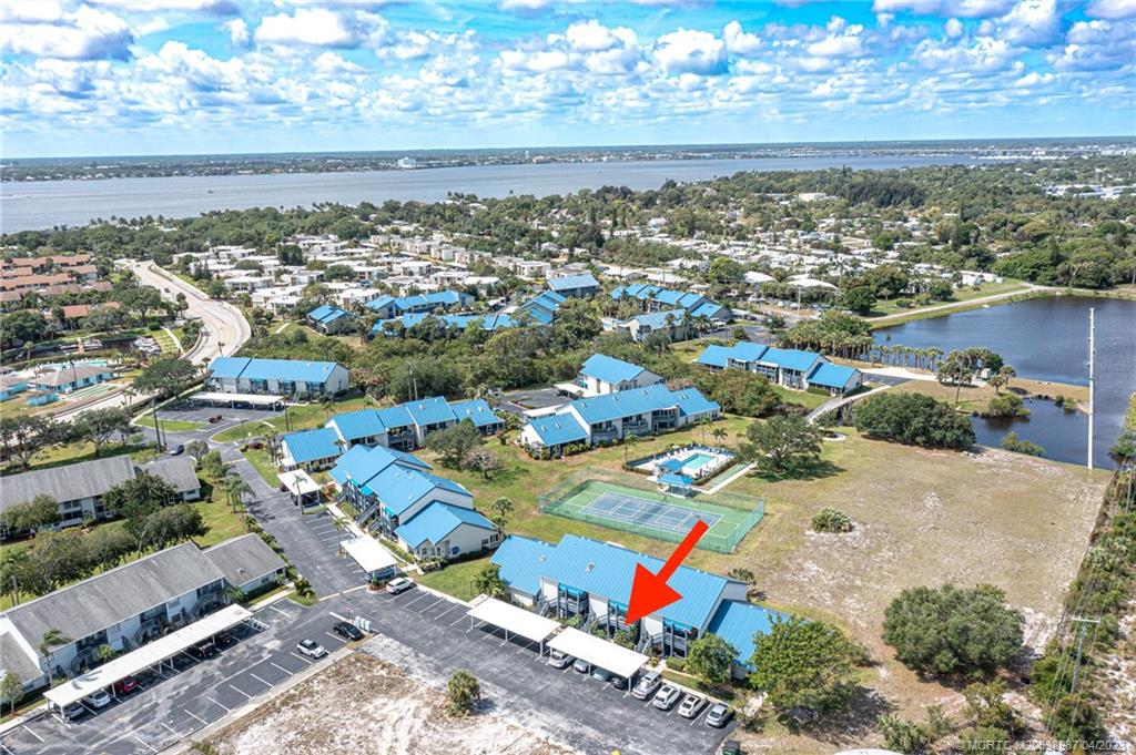 1585 NE Beacon Drive 1103