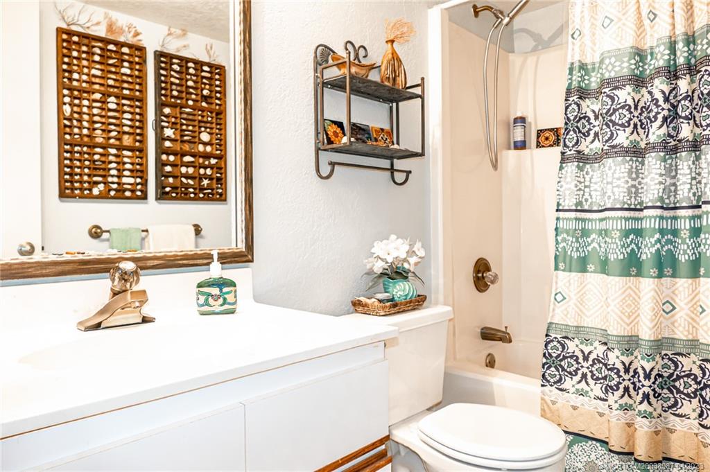 1585 NE Beacon Drive 1103