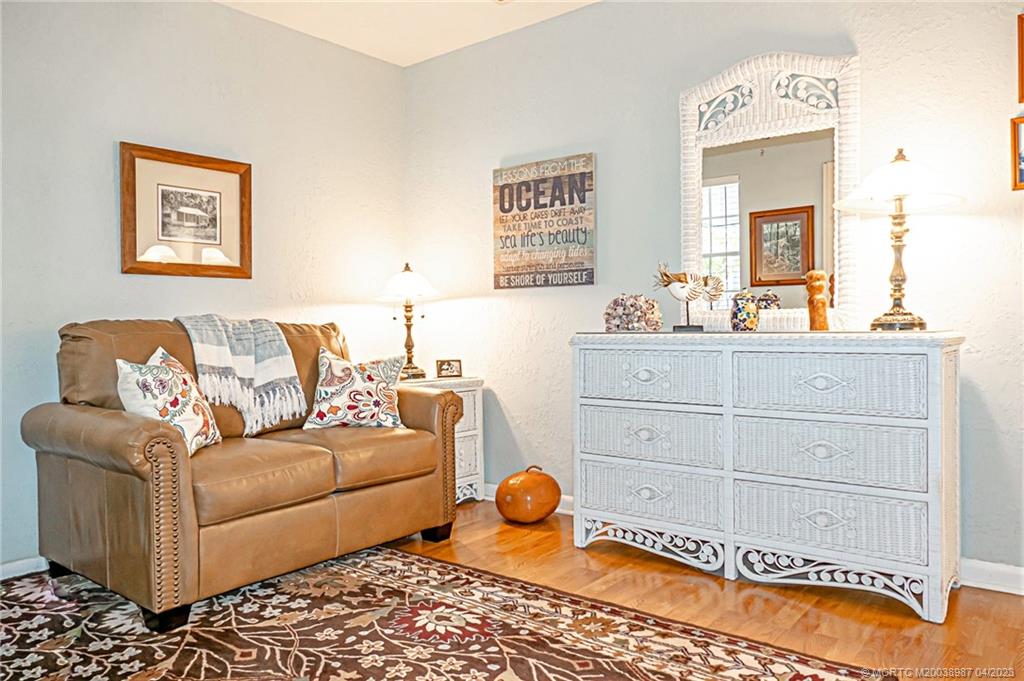 1585 NE Beacon Drive 1103