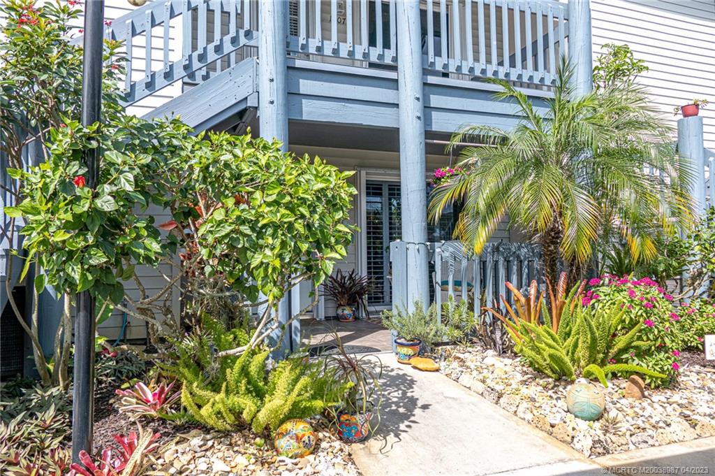 1585 NE Beacon Drive 1103