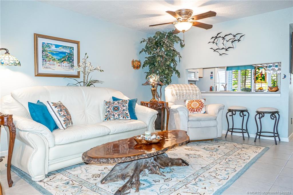 1585 NE Beacon Drive 1103