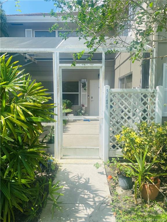 3489 SW Sunset Trace Circle