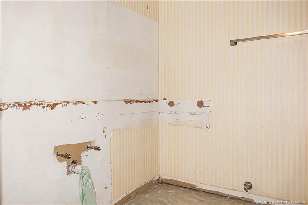 529 NE Plantation Road 307