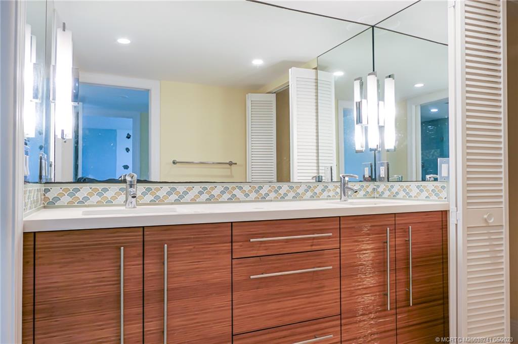 529 NE Plantation Road 307