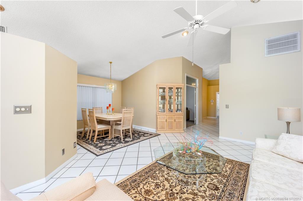 2130 SW Olympic Club Terrace